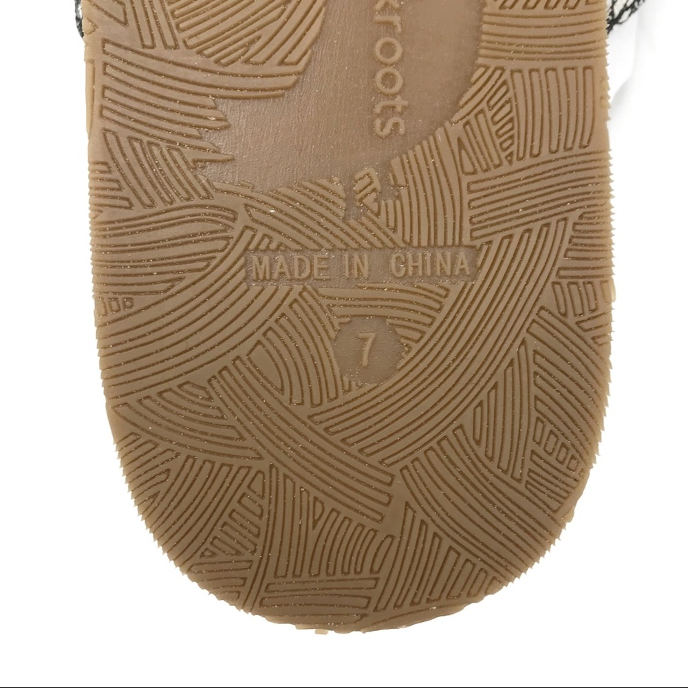 Sakroots Black & White Floral Slip On… - Picture 10 of 13